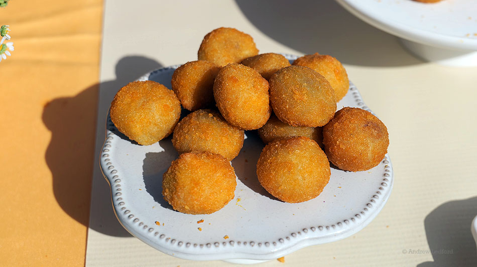 Cooked Sweet Potato Balls From Taiwan